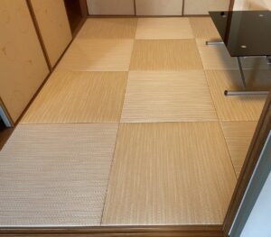 傷みのあった畳を人気の琉球畳に入れ替え、モダンで洗練された和空間にリニューアル